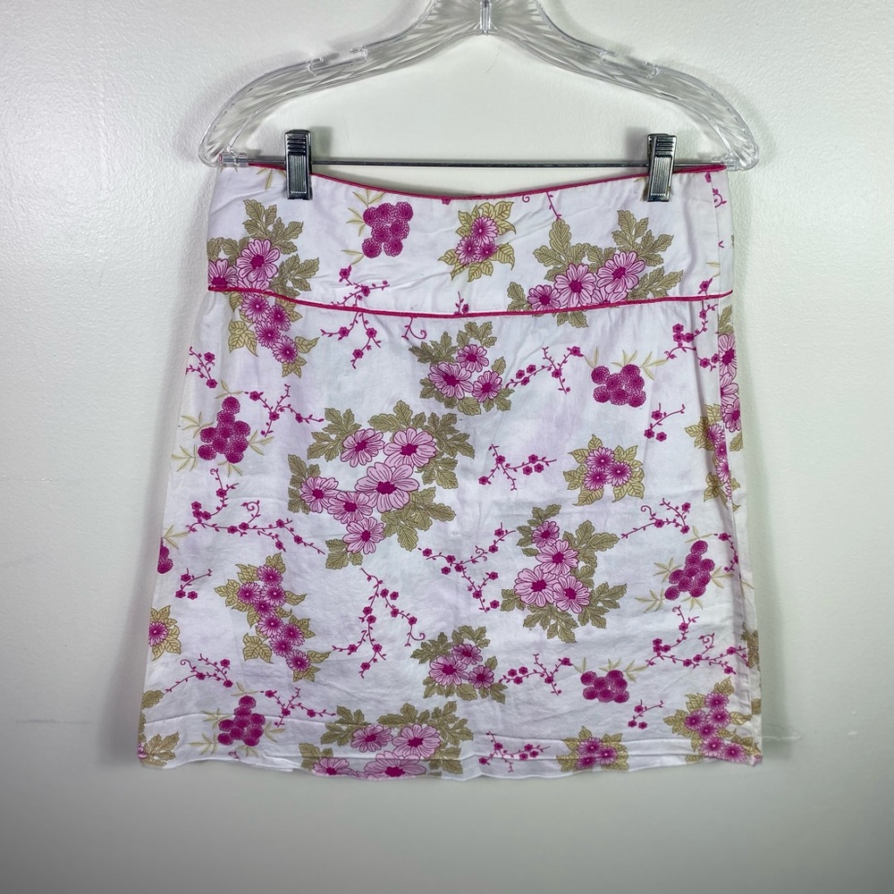 Exact Change Women’s vintage Floral Pink and Green Skirt Sz 9 above knee zipper